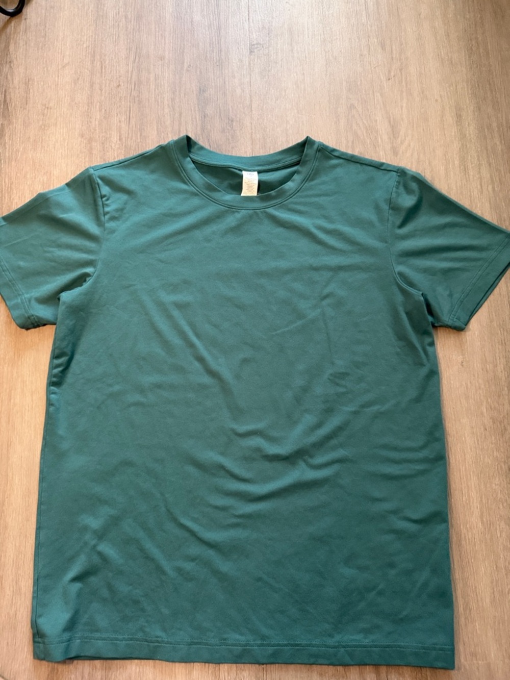Alo Men's Classic Crewneck T-Shirt in Forest Green